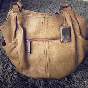 Tignanello Leather shoulder/bucket bag